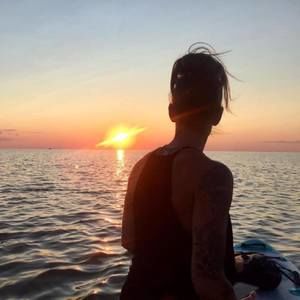 Meet your Posher, Candy